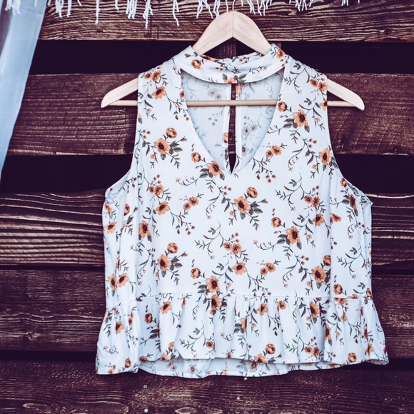 FULL TILT Sleeveless Floral Crop Top Peplum (A5) - Picture 1 of 6